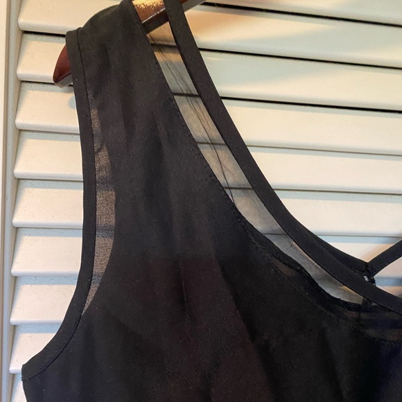 New Chiffon Tank Top - Picture 2 of 6